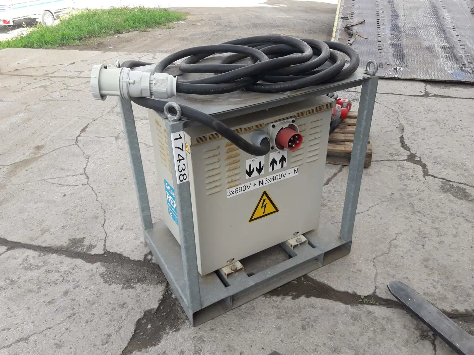 Transformaator 50Hz 400/690V