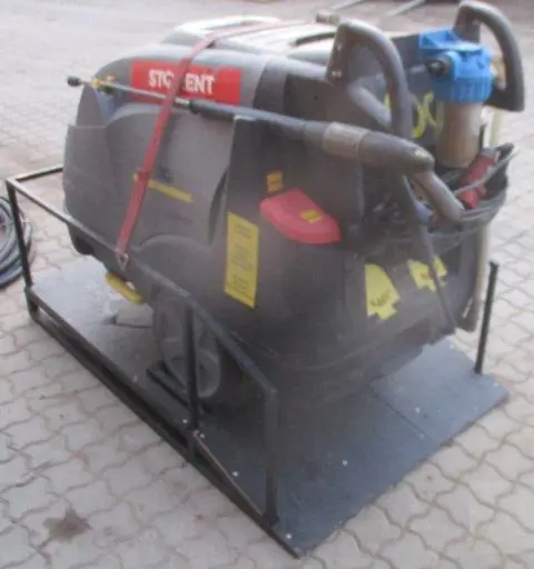 Transport racks for high-pressure washers