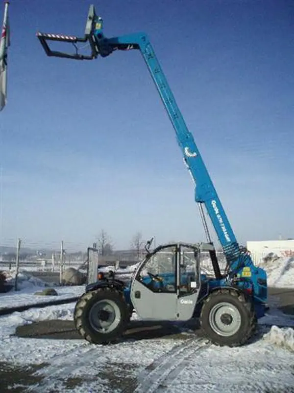 Telescopic handler, <7m, <3t