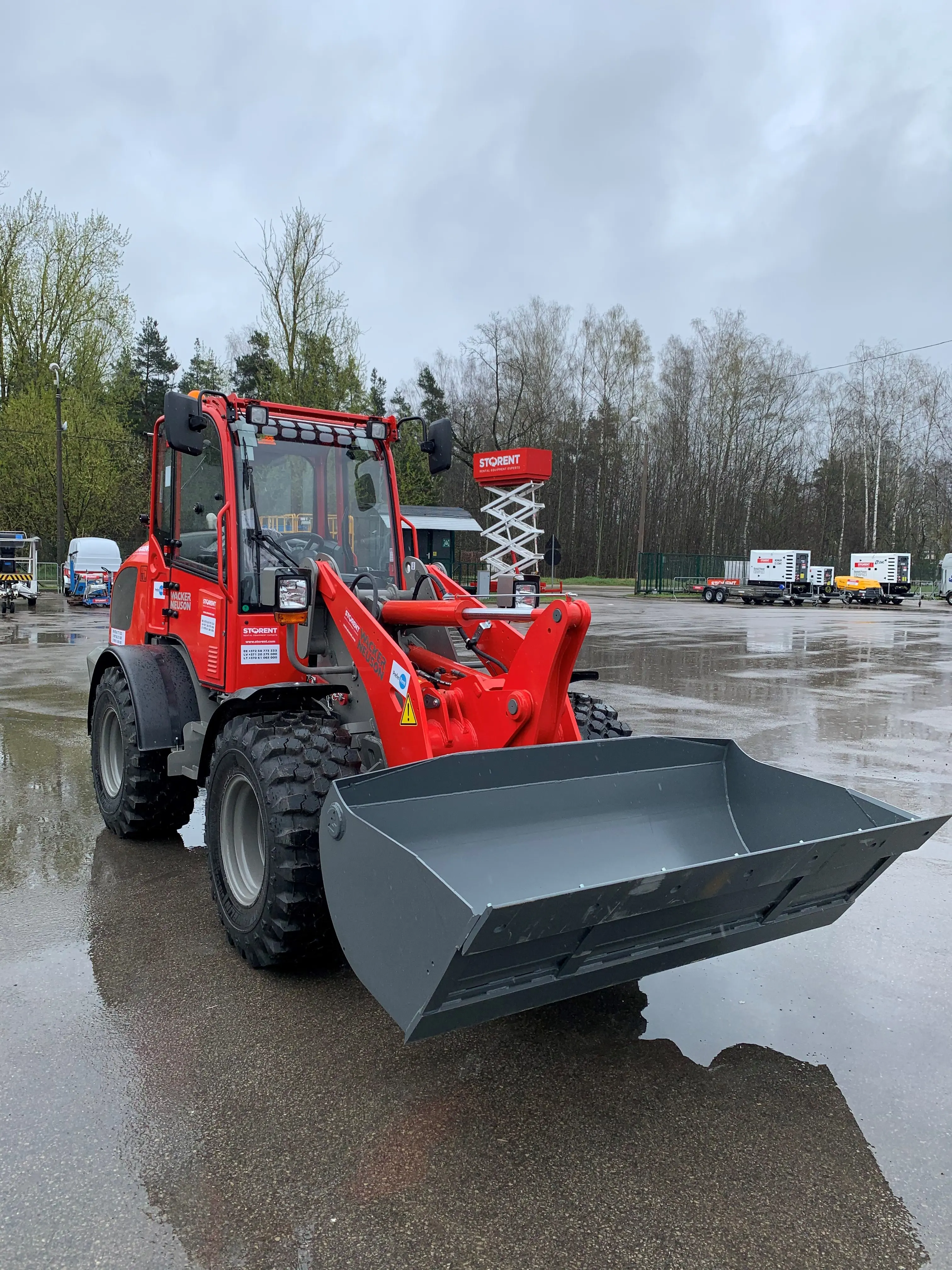 Frontaallaadur, 0.85m3