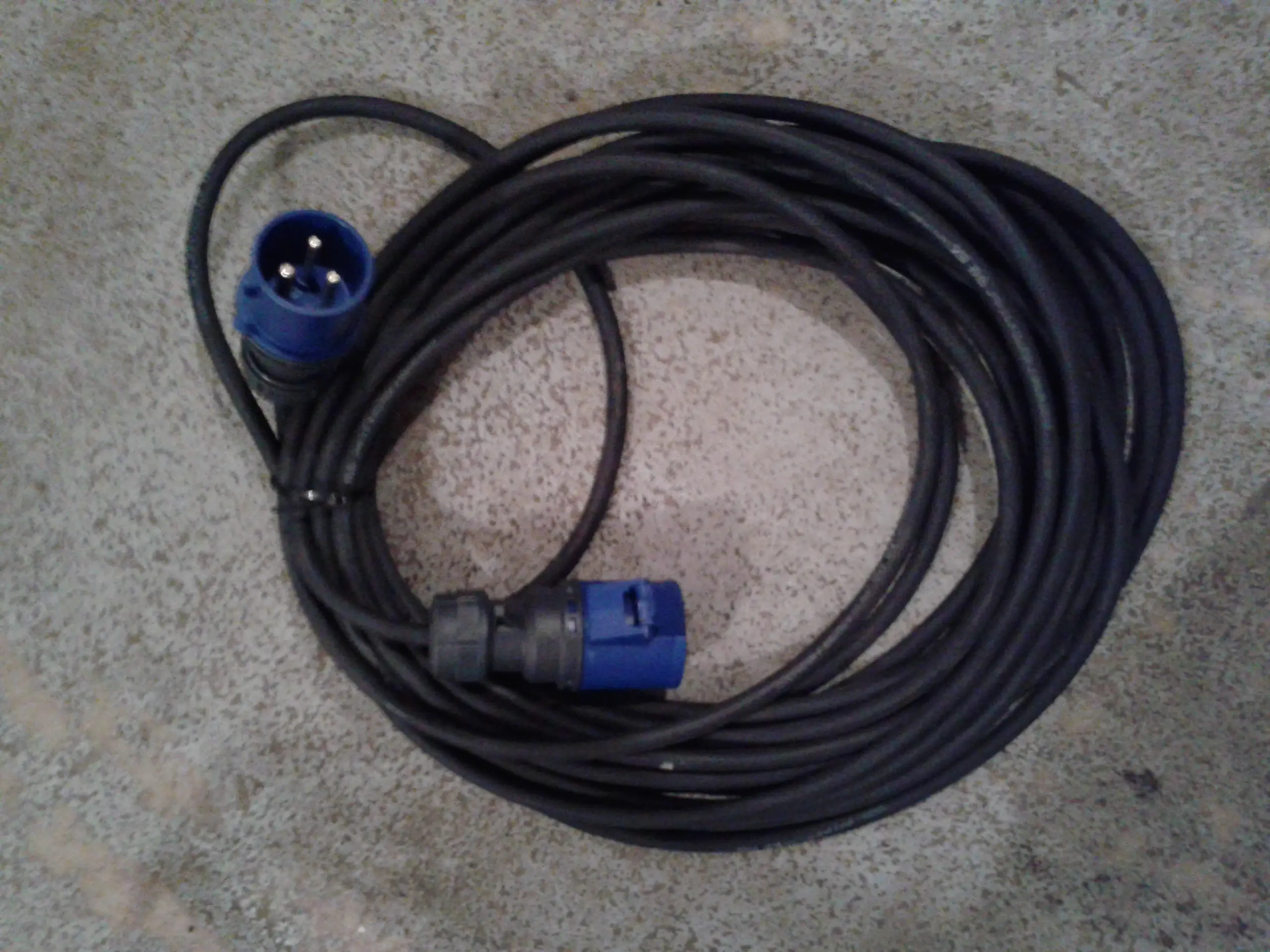 Extension cable 230V, 32A, 1Ph