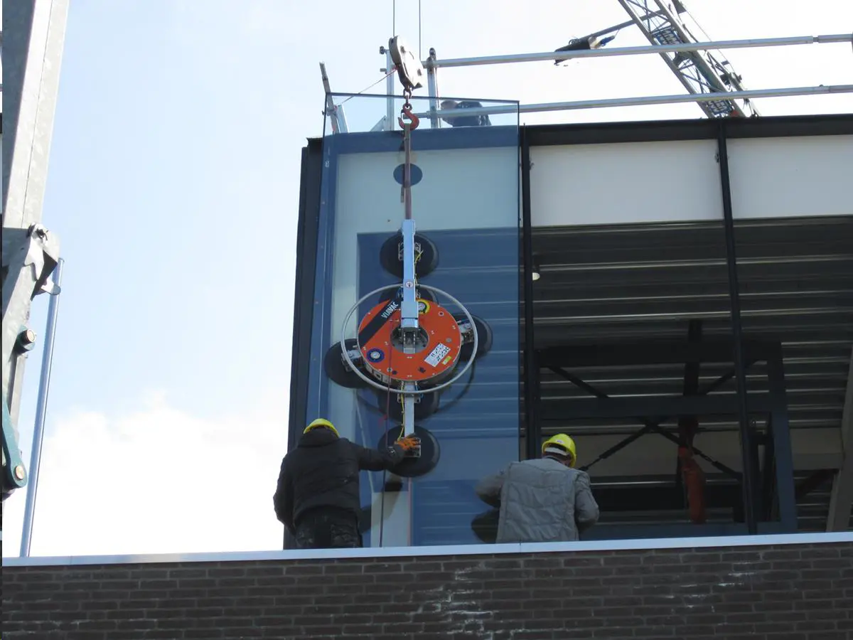 Vacuum glass lifting device, battery, 800kg