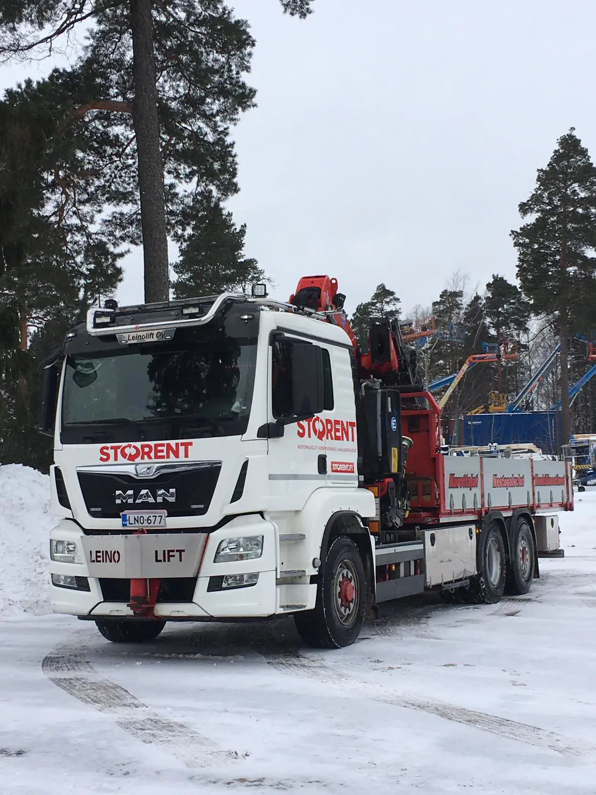 Truck mounted cranes (30tm)