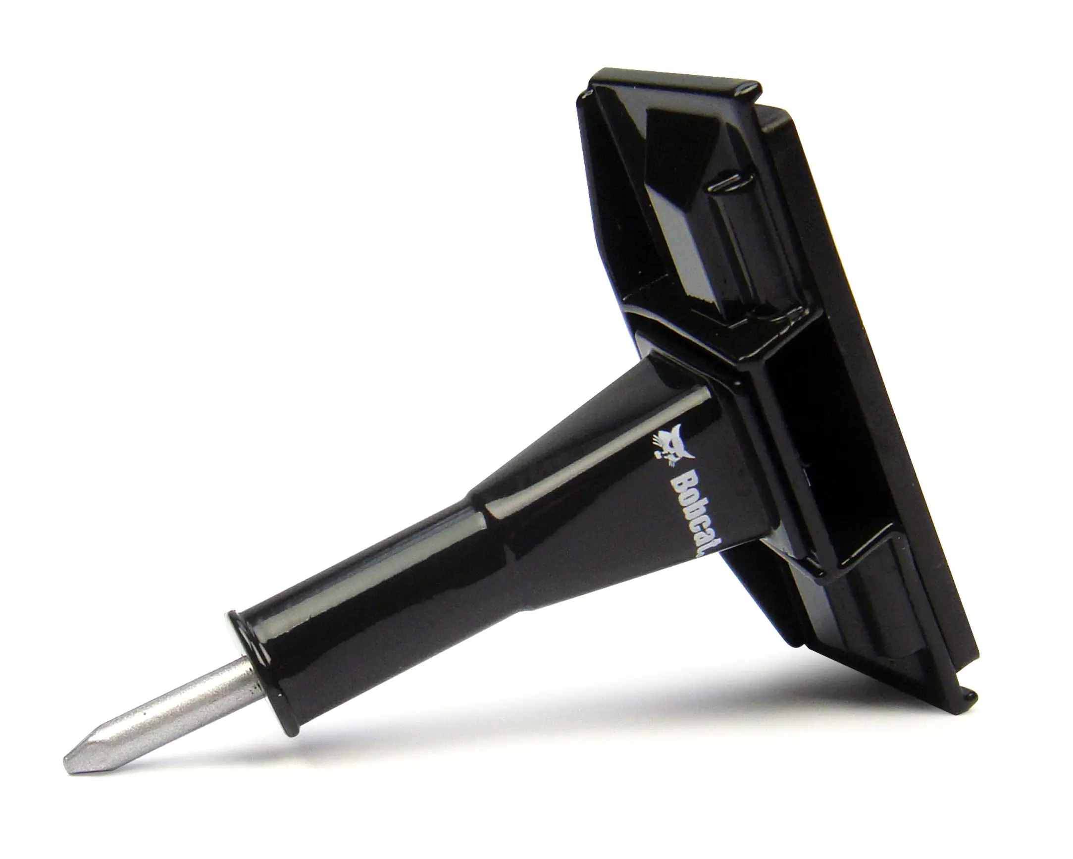 Priedai kompaktiniams ratiniams ir vikšriniams krautuvams