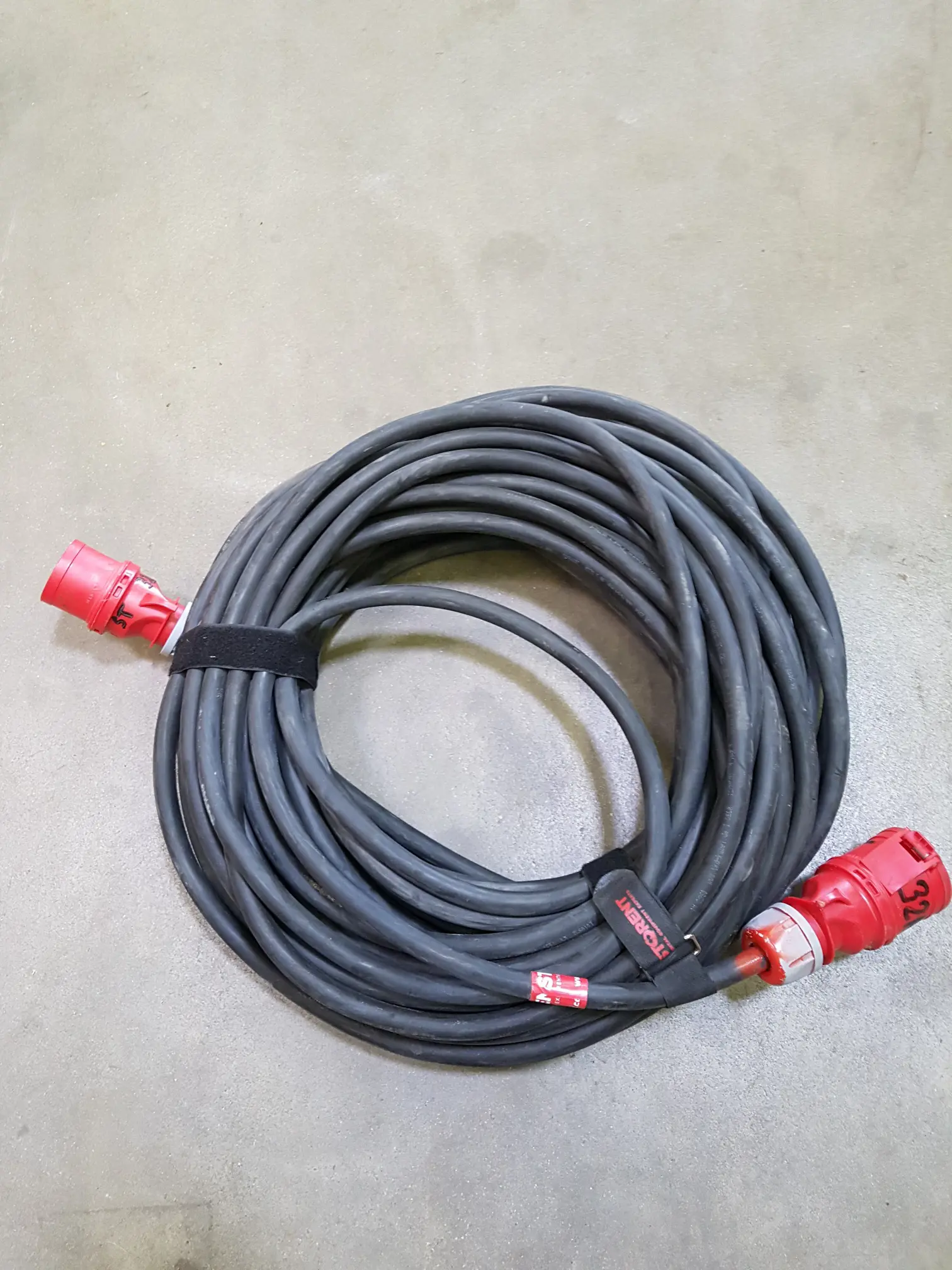 Extensions cords 32A, 3F, 40m