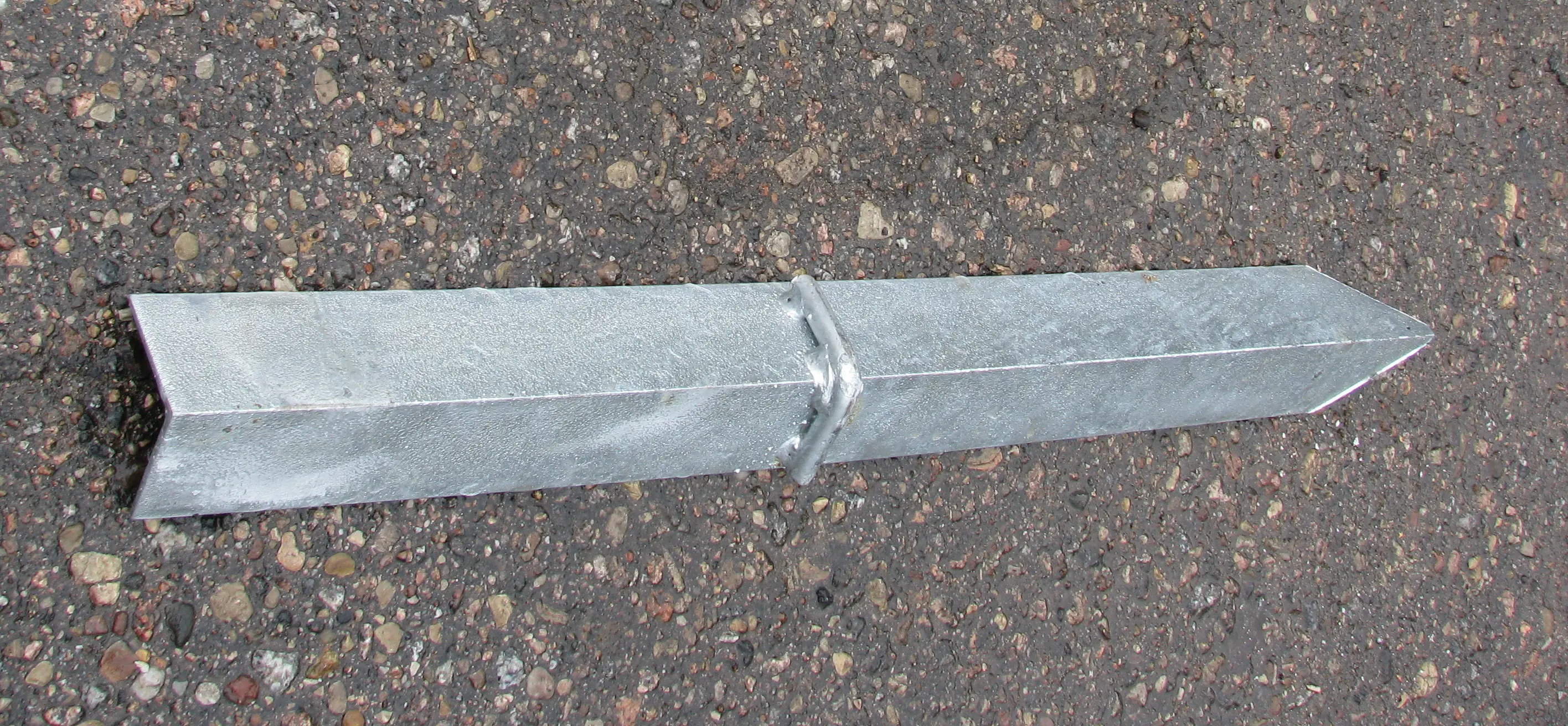 Ground nail L - profile for support brace, strong (50x50x4mm, L=0.6m)