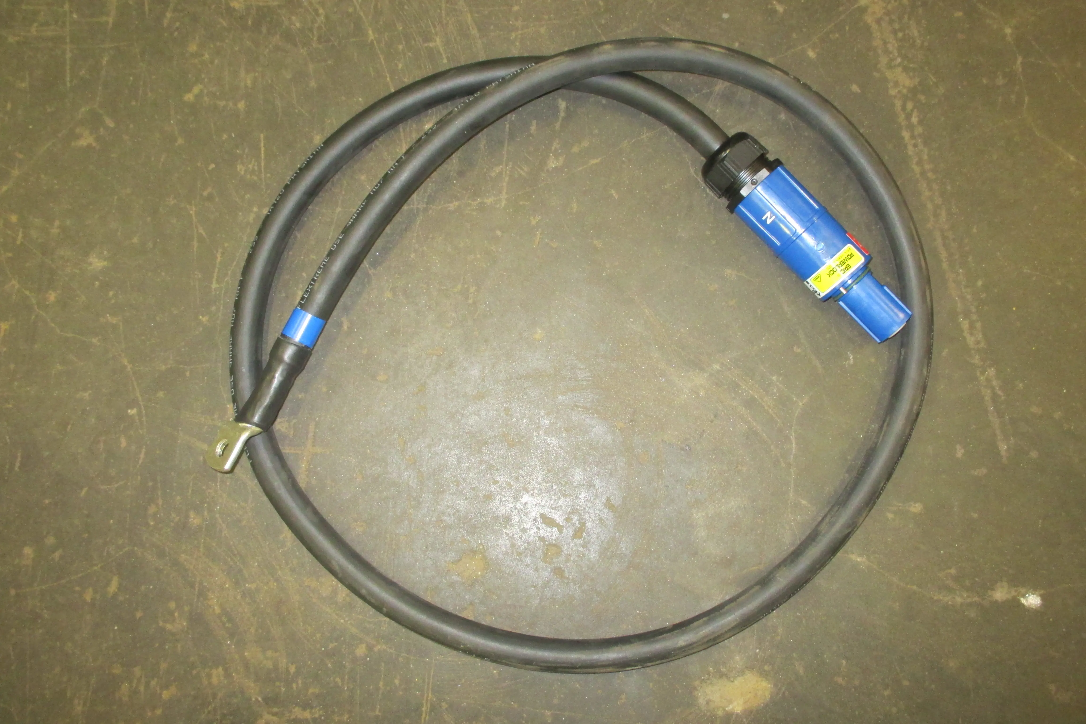Cable transition 70 mm2  (line drain)- M12