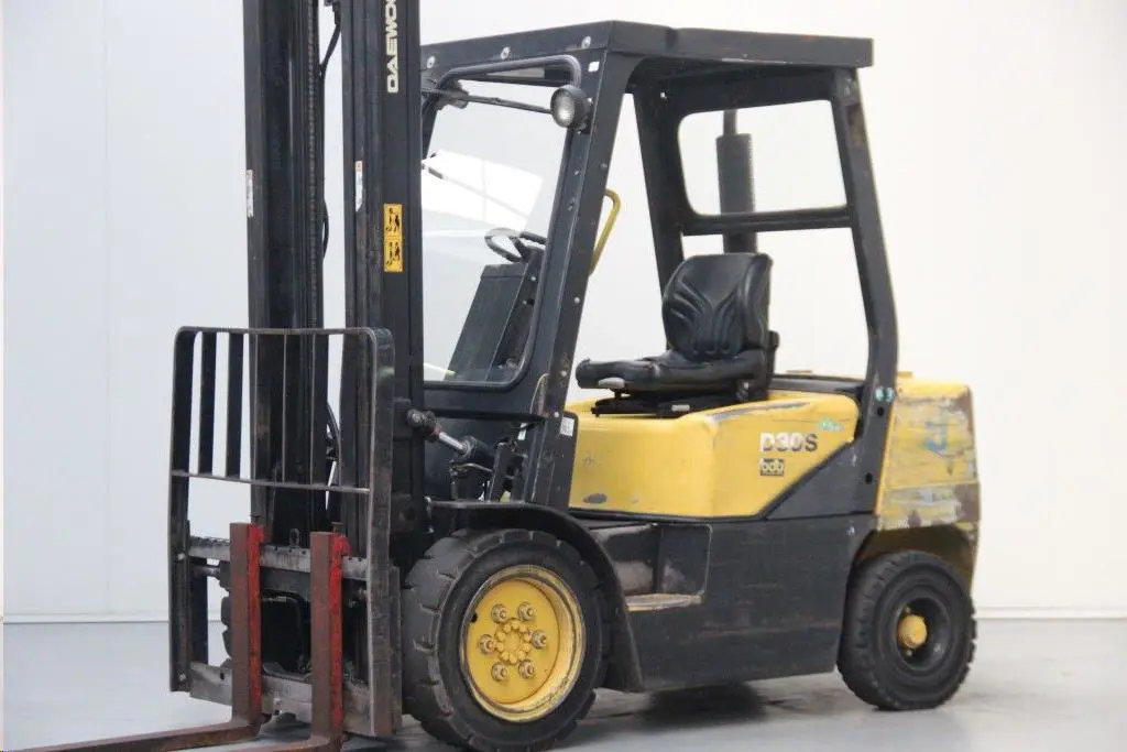 Dīzeļautoiekrāvēji, <3 t