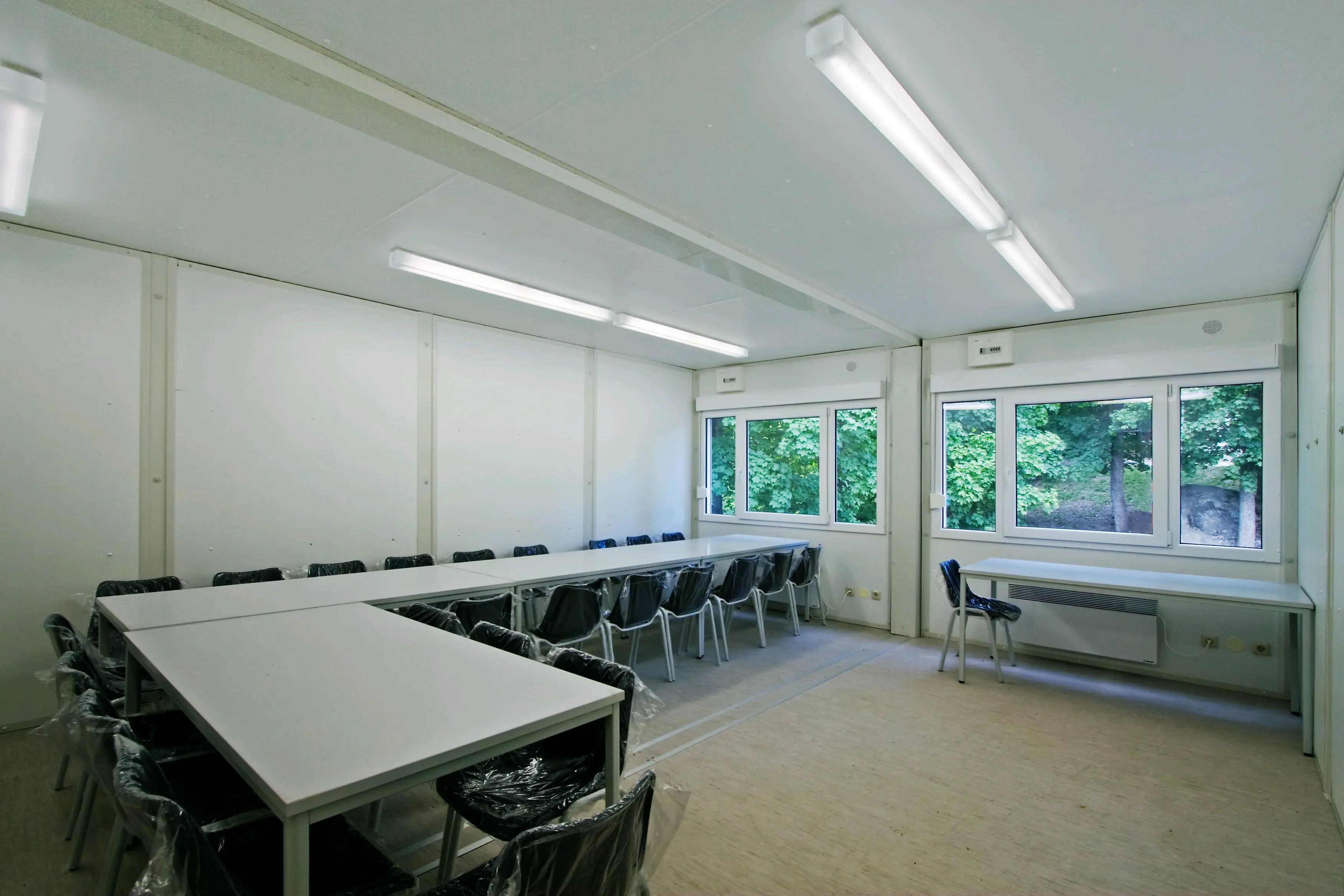 Modular office container, 20` with inbuilt WC